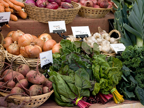 Table of organic produce