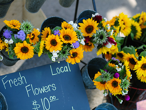 Fresh wildflowers and sunflowers at Minnetrista Market in East Central Indiana